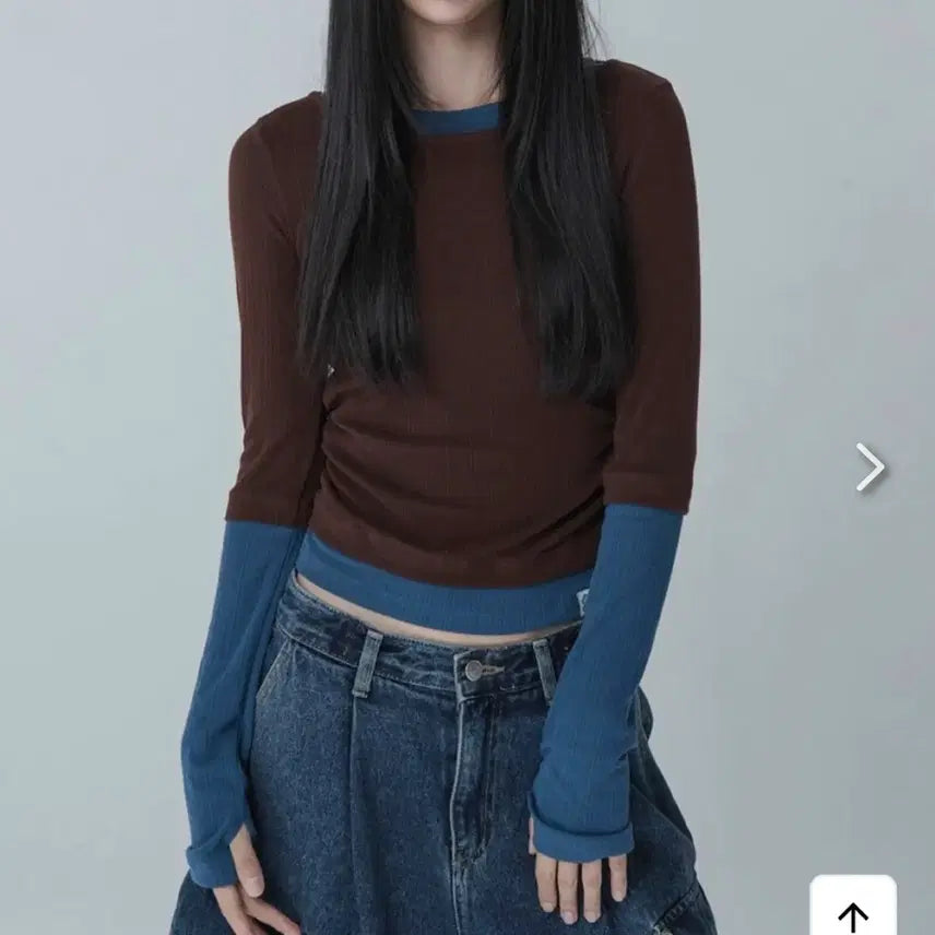 [SOLD OUT] 마스언에브릴  핑거홀 레이어드 셔링 티셔츠 Mars en Avril