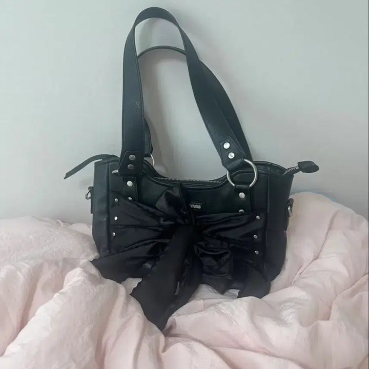[SOLD OUT] 이우가마카라스 가방