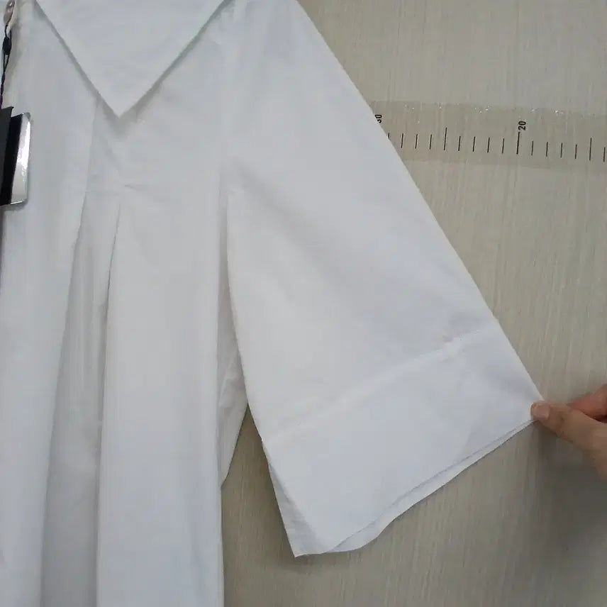 [BUNJANG] Karl Lagerfeld Sailor Collar White Blouse / 칼라거펠트 세일러 카라 반팔 블라우스 화이트