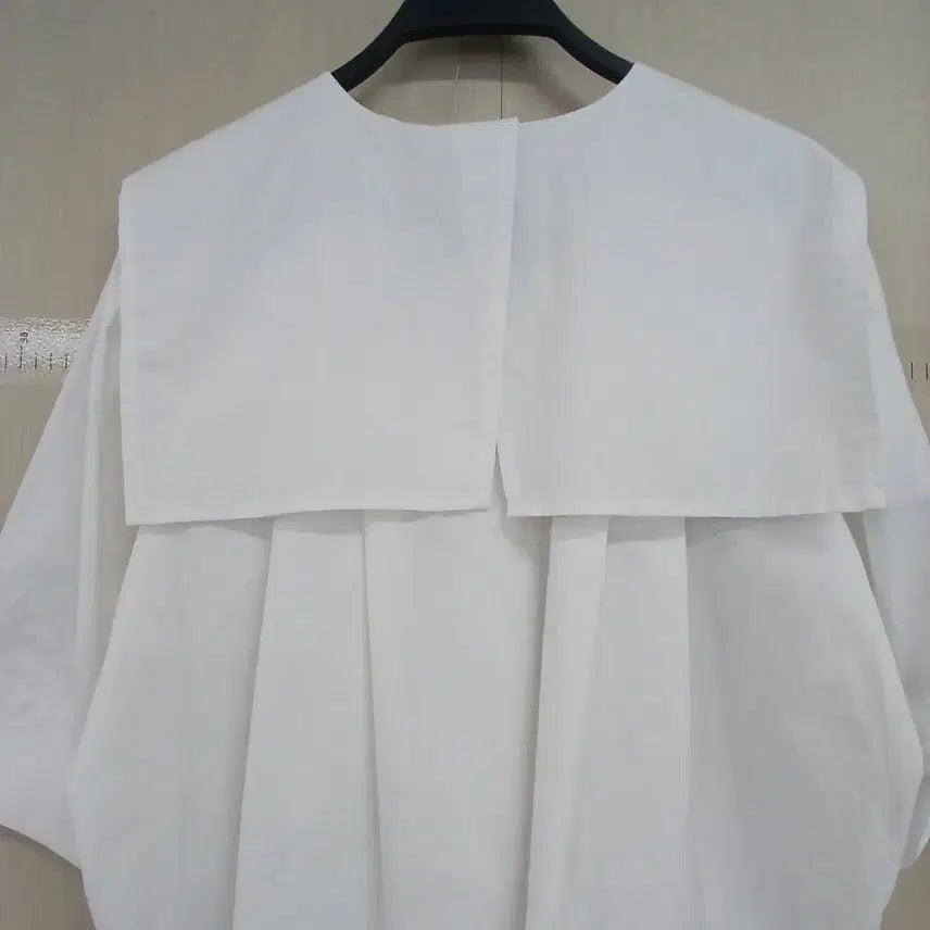 [BUNJANG] Karl Lagerfeld Sailor Collar White Blouse / 칼라거펠트 세일러 카라 반팔 블라우스 화이트