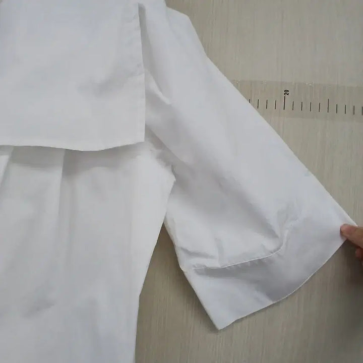 [BUNJANG] Karl Lagerfeld Sailor Collar White Blouse / 칼라거펠트 세일러 카라 반팔 블라우스 화이트