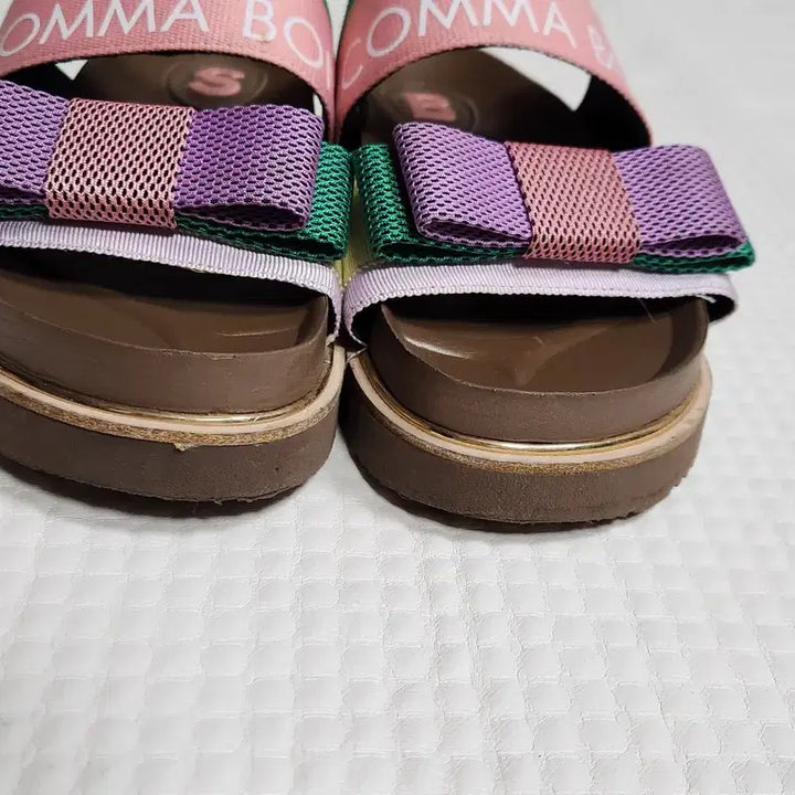 [SOLD OUT] 슈콤마보니 샌들 슬리퍼 멀티컬러 235~240
