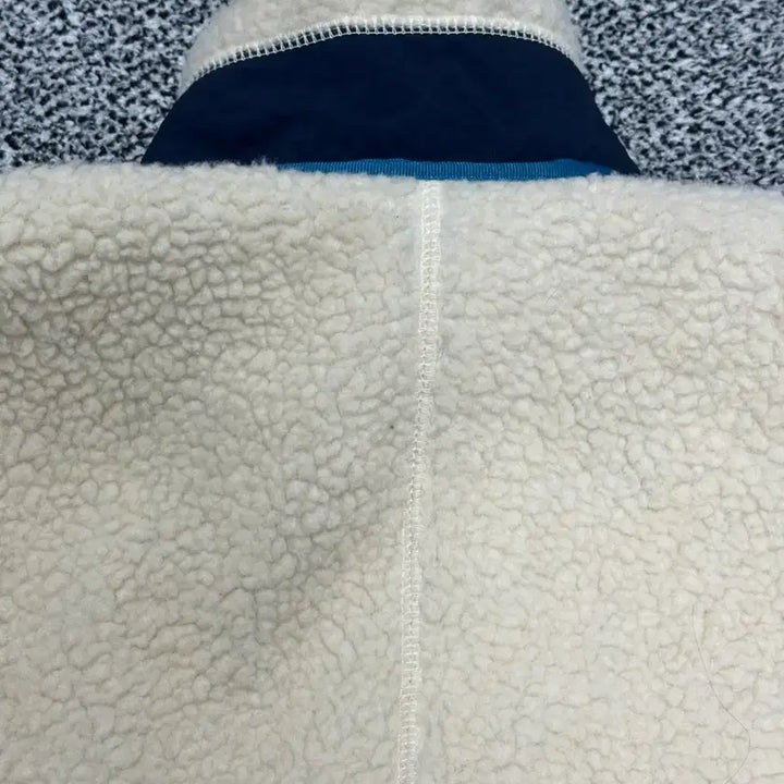 [SOLD OUT] [ 파타고니아 ] 정품 / 남성100-105 / 레트로 뽀글이 자켓