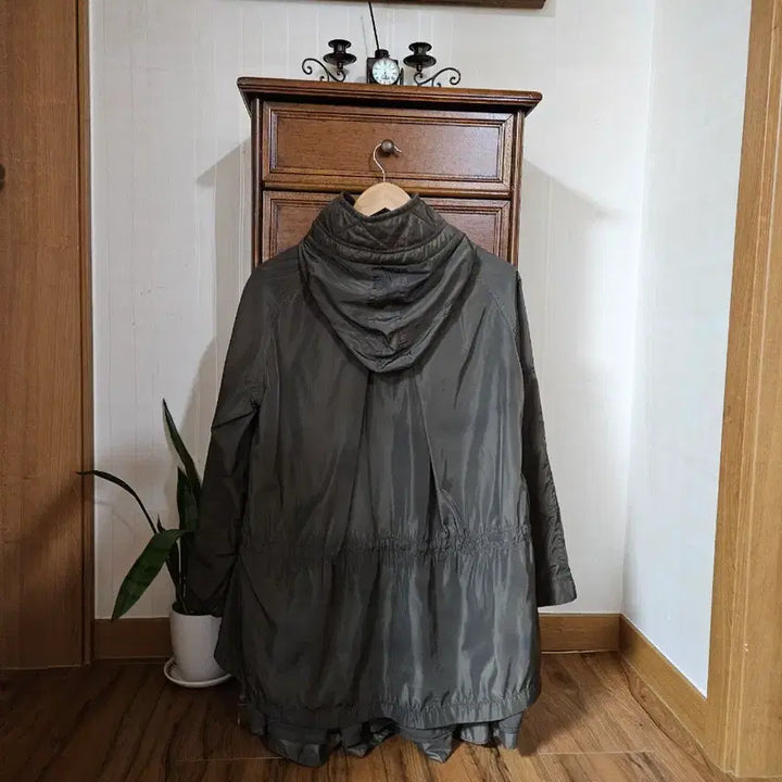 [BUNJANG] Khaki Hooded Long Field Jacket (Size 66) / 카키색 후드 롱 야상 점퍼66