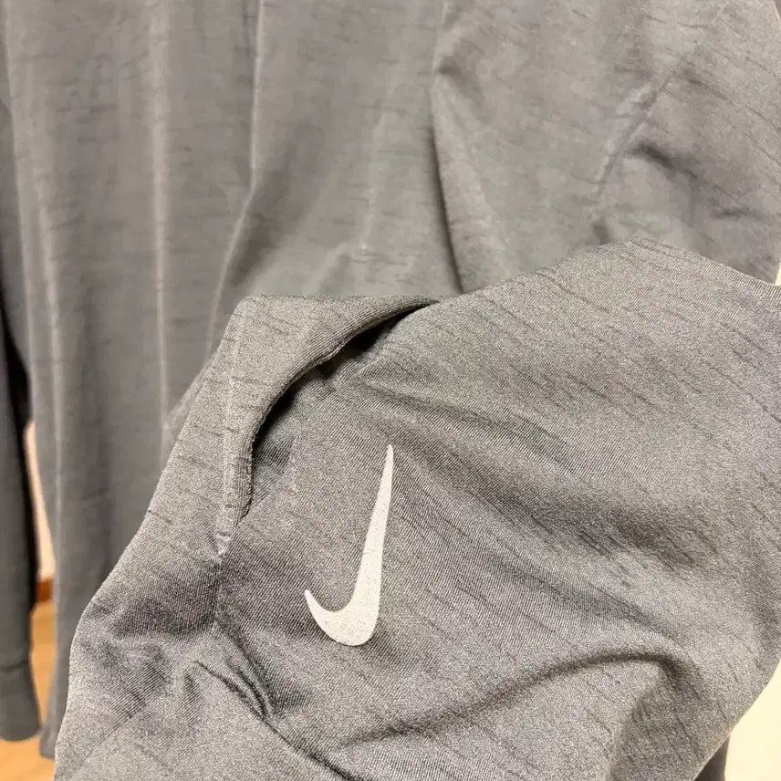 [SOLD OUT] 나이키 드라이핏 후드 집업 그레이