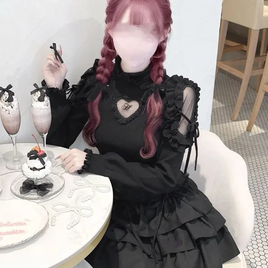 [BUNJANG] HoneyMew Heart Slit Off-Shoulder Knit Top / 허니뮤 하트트임 오프숄더 니트 스나계 걸리 양산형 지뢰계 미셸마카롱