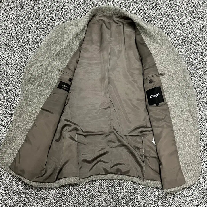[SOLD OUT] >정품 알레그리 블레이저 투버튼 자켓