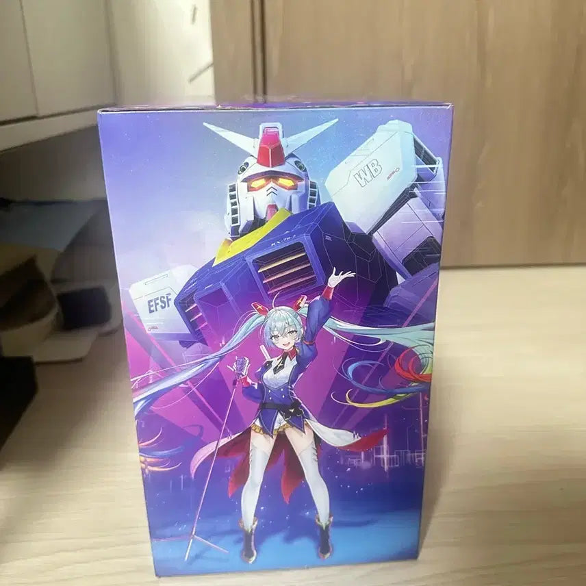 [BUNJANG] Hatsune Miku x Gundam First Gundam Figure / (미개봉) 하츠네 미쿠 피규어 건담콜라보 BPEV 퍼스트건담