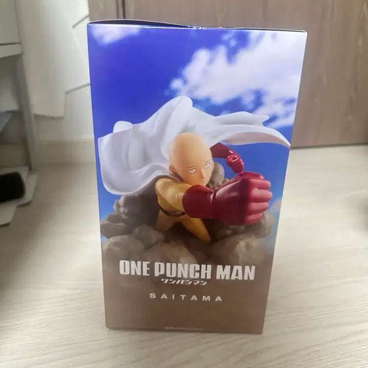 [BUNJANG] Bandai Saitama Figure (Sealed) / (미개봉)반다이 원펀맨 사이타마 피규어