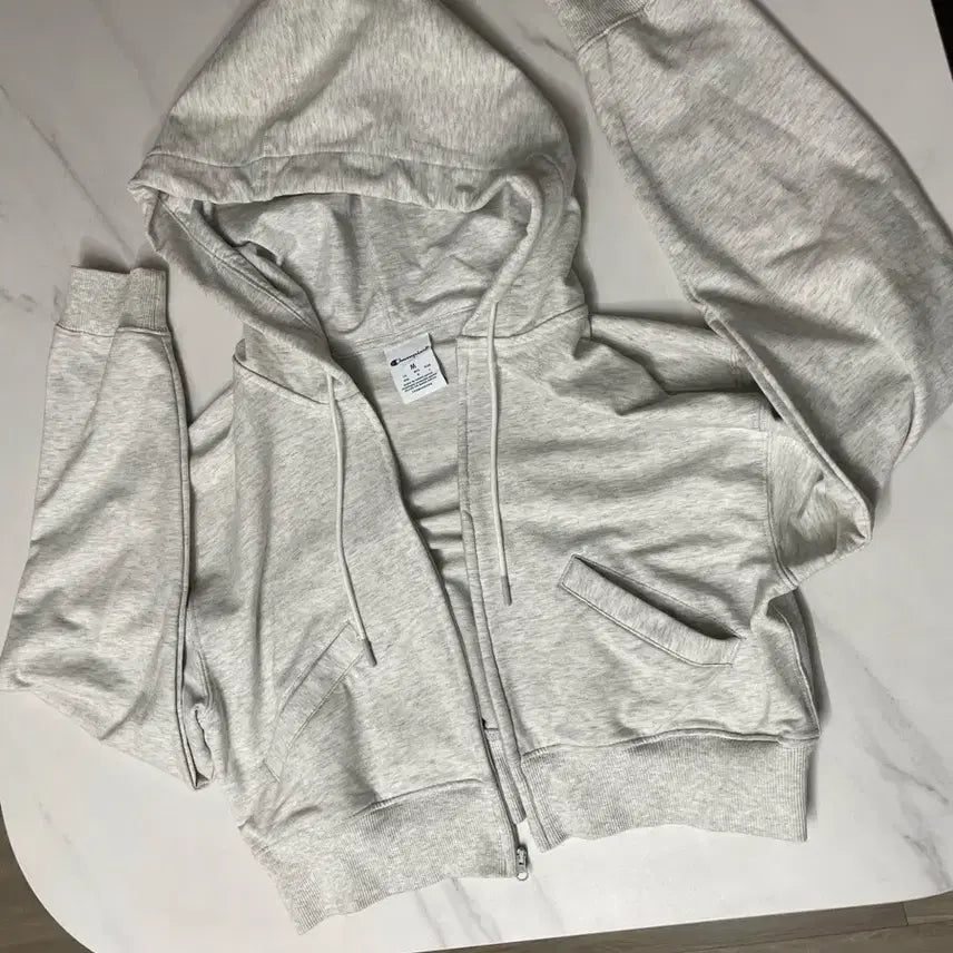 [BUNJANG] Champion Crop Hooded Zip-up / 챔피온 크롭 후드집업