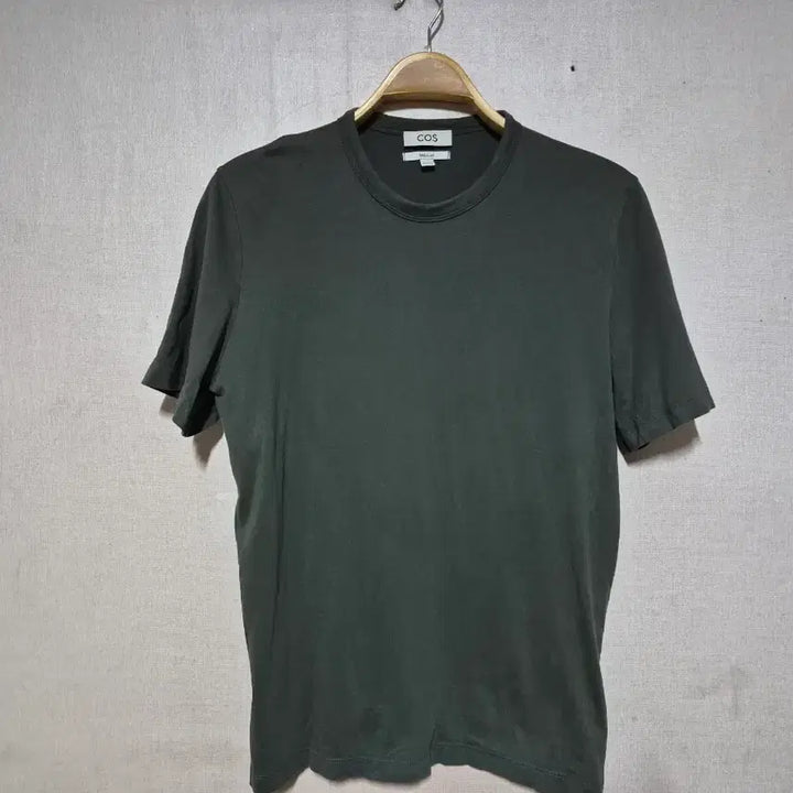 [BUNJANG] COS Dark Green T-shirt (M) / COS 코스 반팔 티셔츠 다크 그린(M)