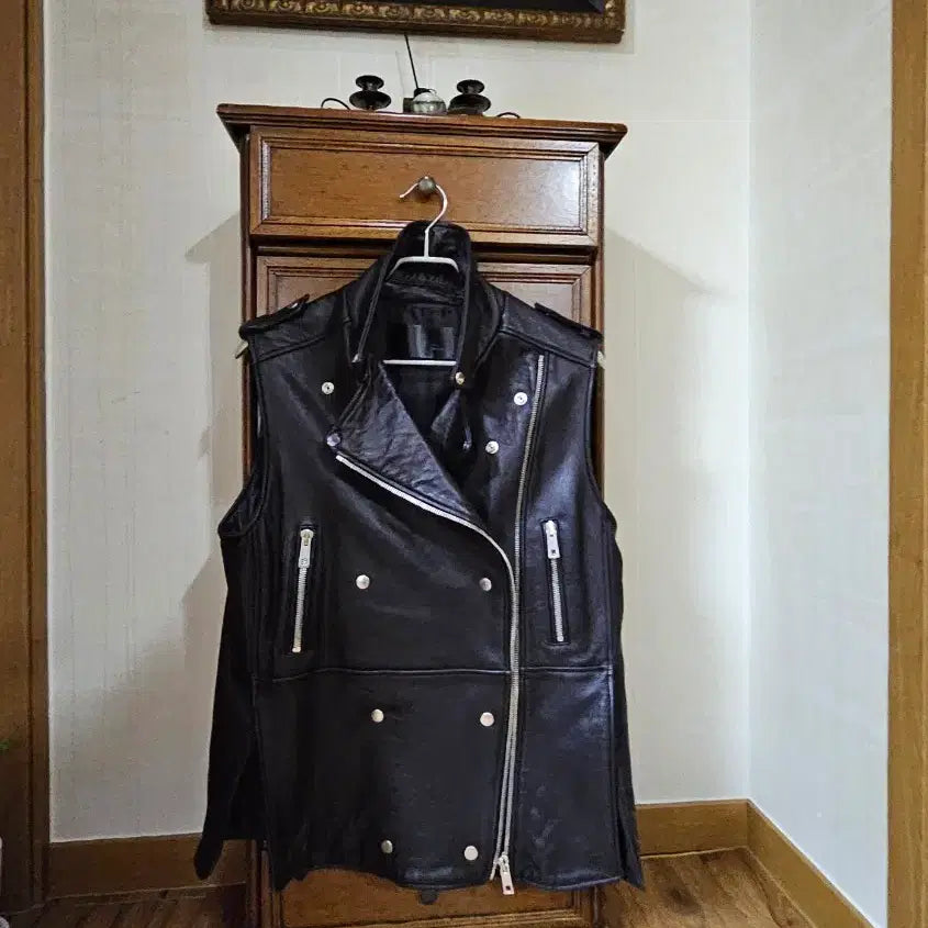 [BUNJANG] Black Lambskin Leather Vest / 양가죽블랙조끼