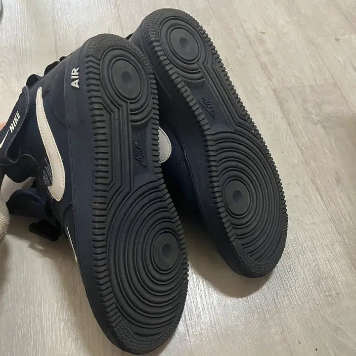 [BUNJANG] Nike Air Force Mid 255MM Sneakers / 1회 착용 나이키 에어포스 미드 255MM