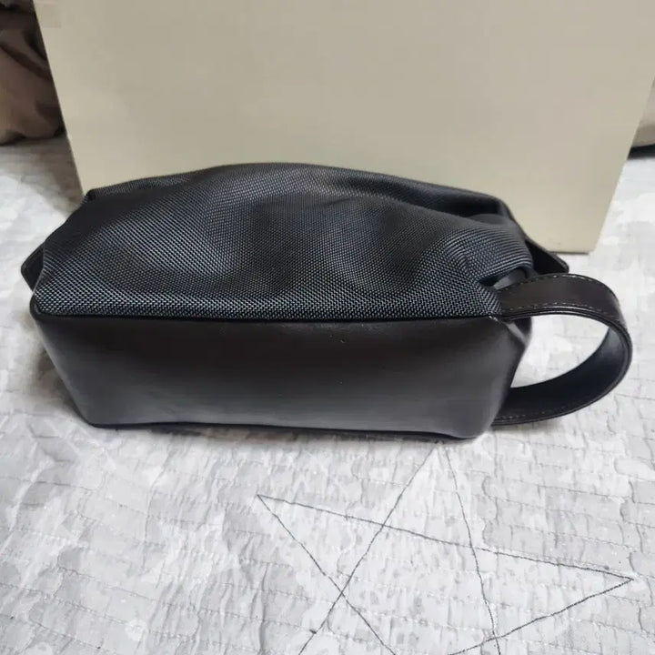 [BUNJANG] Galloway Black Pouch Clutch Bag / 갤로웨이  블랙 파우치 클러치 백