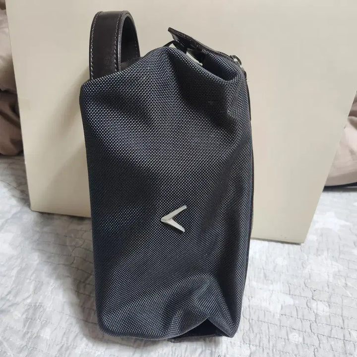 [BUNJANG] Galloway Black Pouch Clutch Bag / 갤로웨이  블랙 파우치 클러치 백