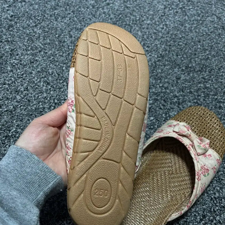 [BUNJANG] Rattan Flower Ribbon Slippers 250 / 라탄 플라워 리본 덧신 실내화 250