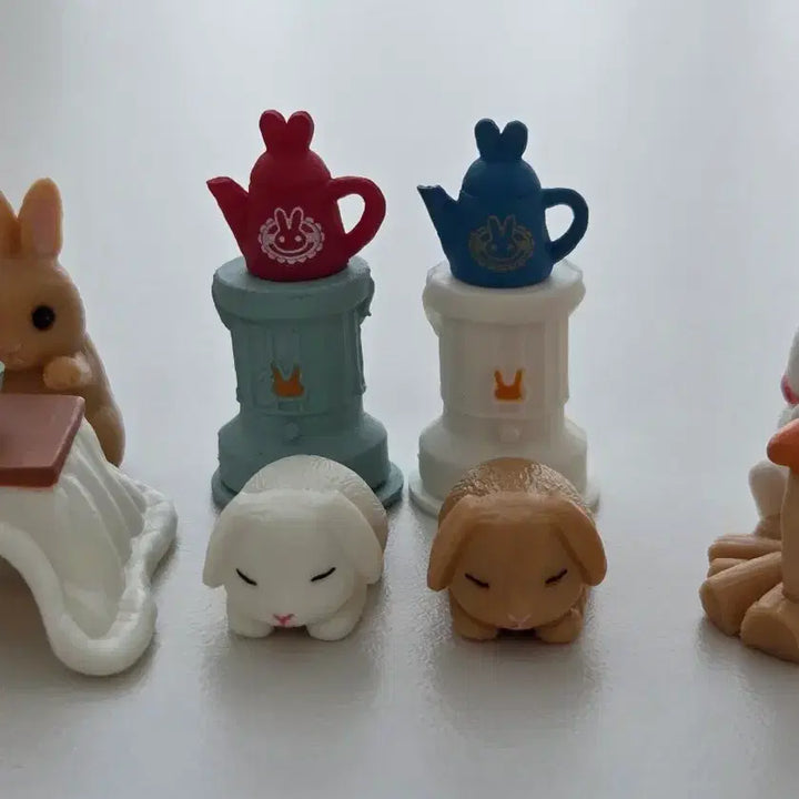 [BUNJANG] Rabbit Winter Miniature Figure Full Set / 따끈따끈 토끼 가챠 풀셋) 동물 겨울 소품 미니어처 미니어쳐 피규어