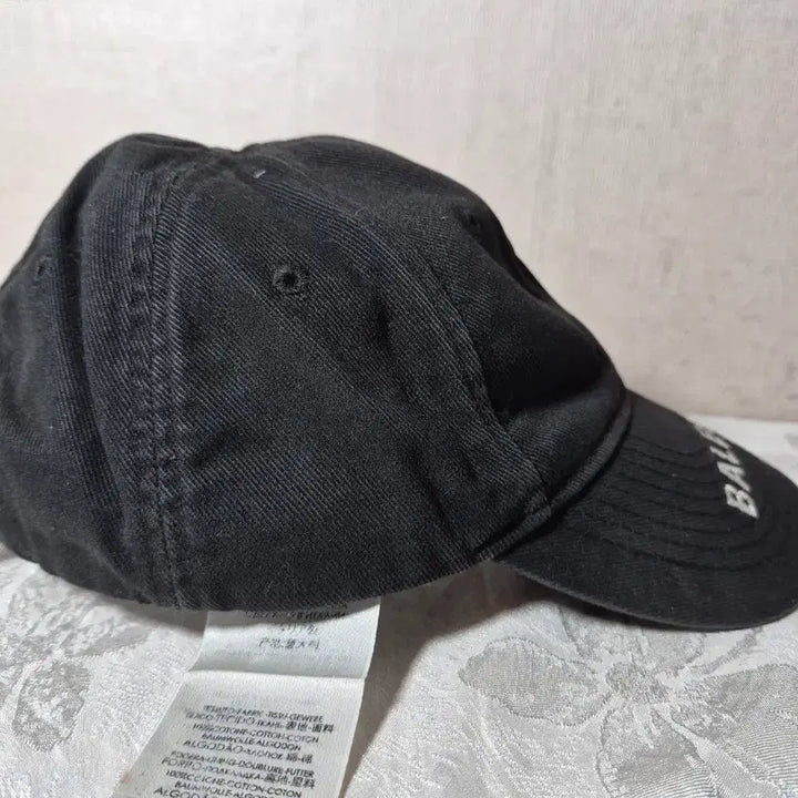 [SOLD OUT] 발렌시아가 블랙 볼캡 모자(onesize)