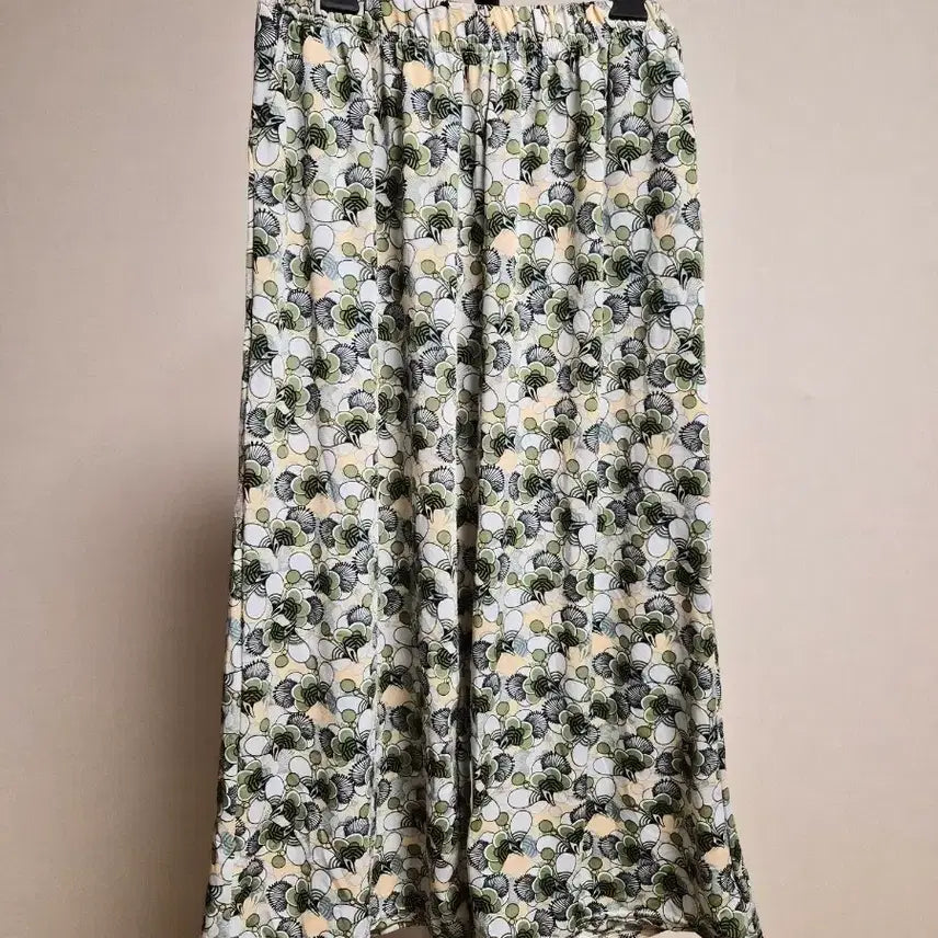 [BUNJANG] Floral Pattern Women&