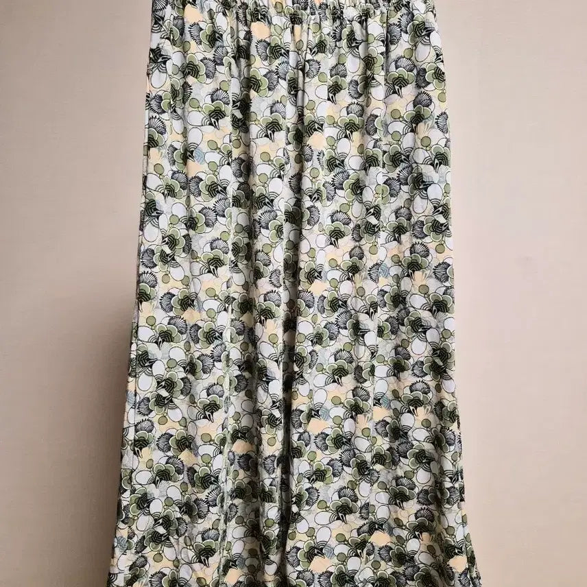 [BUNJANG] Floral Pattern Women&