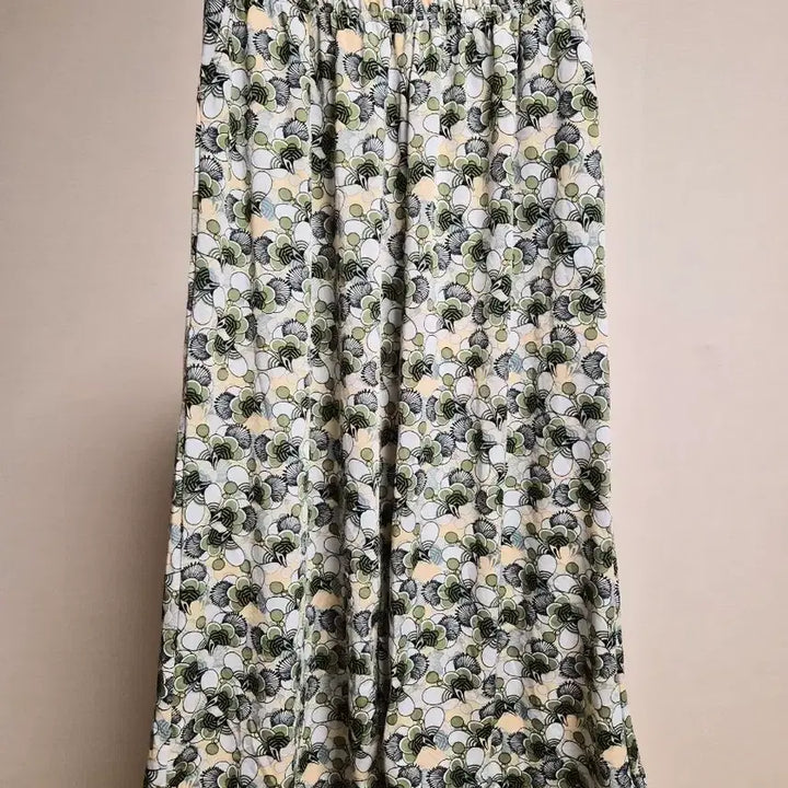 [BUNJANG] Floral Pattern Women&