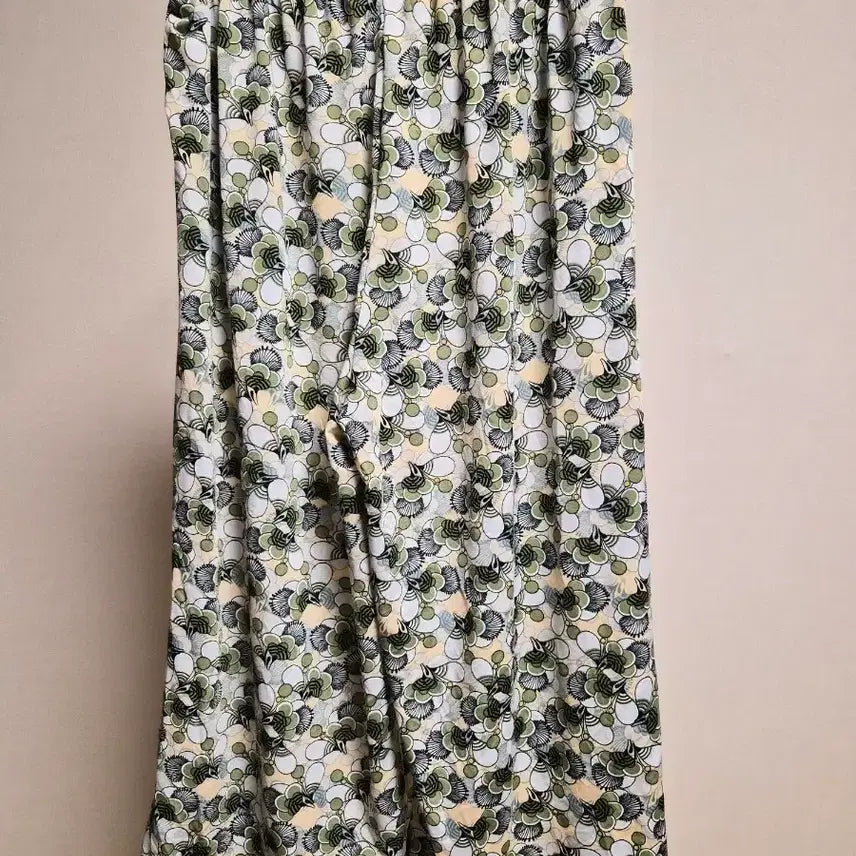 [BUNJANG] Floral Pattern Women&