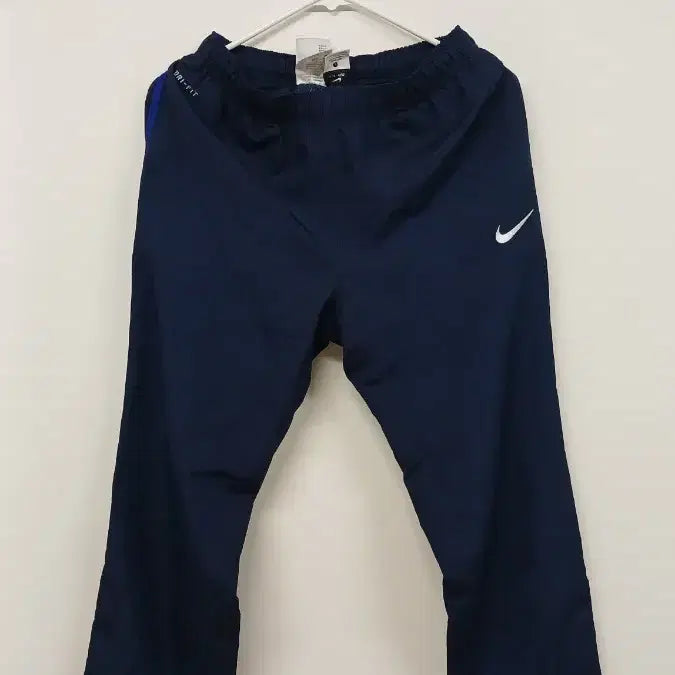 [SOLD OUT] 나이키 DRI-FIT 네이비 반바지 L