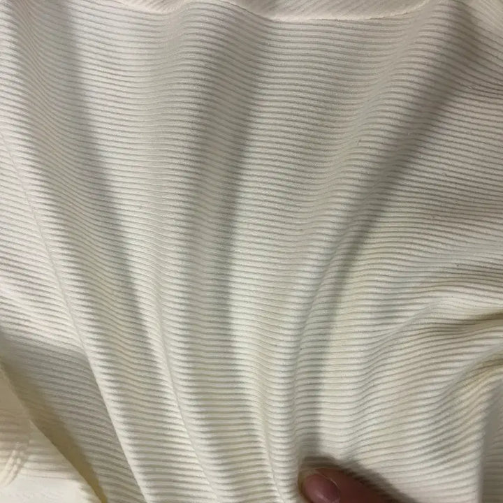 [SOLD OUT] 베르사체 정품 머슬핏 플리츠 반팔 화이트