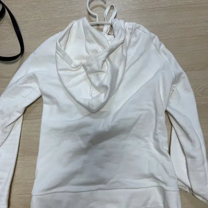 [SOLD OUT] 베메클 베이비메탈클럽 후드