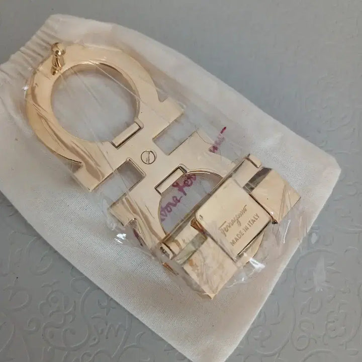 [BUNJANG] Ferragamo Gold Buckle Belt / 페라가모 금장 벨트 버클 새상품 보관품