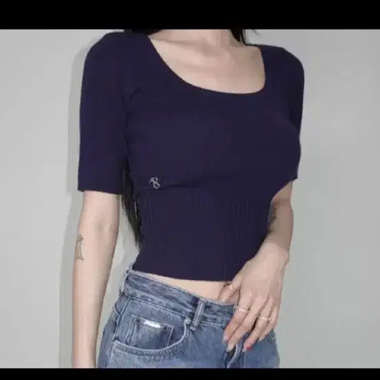 [BUNJANG] Pale Jade Square Neck Knit Top / 페일제이드 스퀘어 넥 니트 2024 네이비