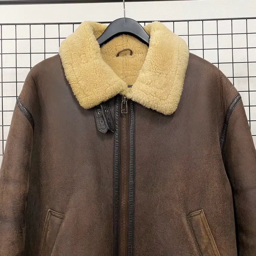 [SOLD OUT] <XL> Italy 빈티지 B-3 양가죽 양털 무스탕