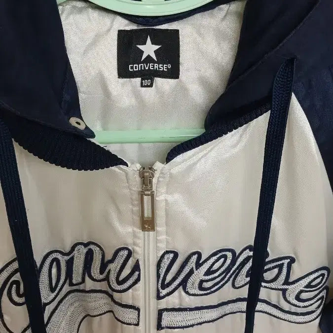 [BUNJANG] Converse Hooded Zip-Up Jacket White/Navy / 컨버스 후드 짚업 자켓 화이트 네이비