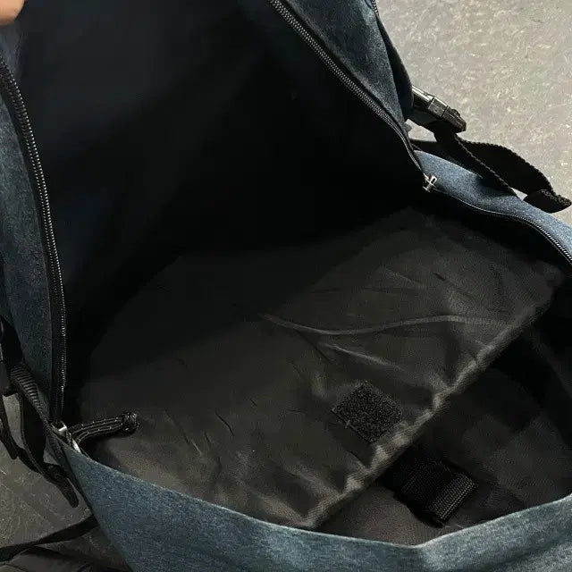 [BUNJANG] Eastpak Denim Backpack / 이스트팩 백팩 블루 데님