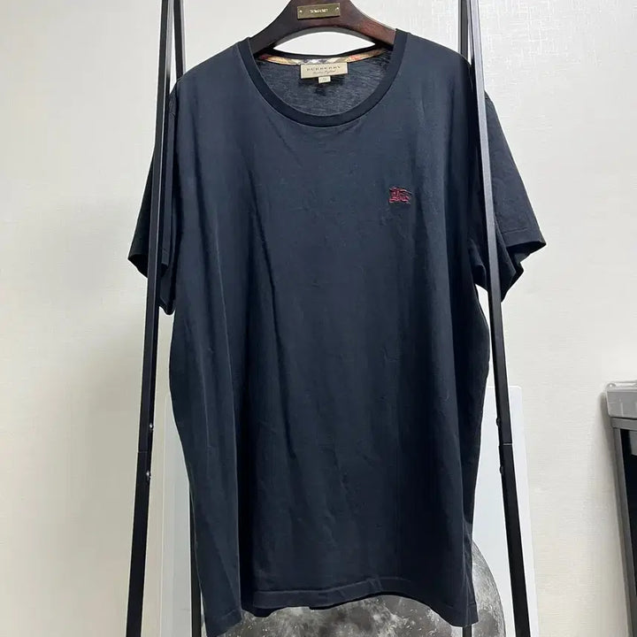 [BUNJANG] Burberry Archive Embroidered T-shirt / 정품 XL) 버버리 아카이브 자수 반팔 티셔츠 100~105