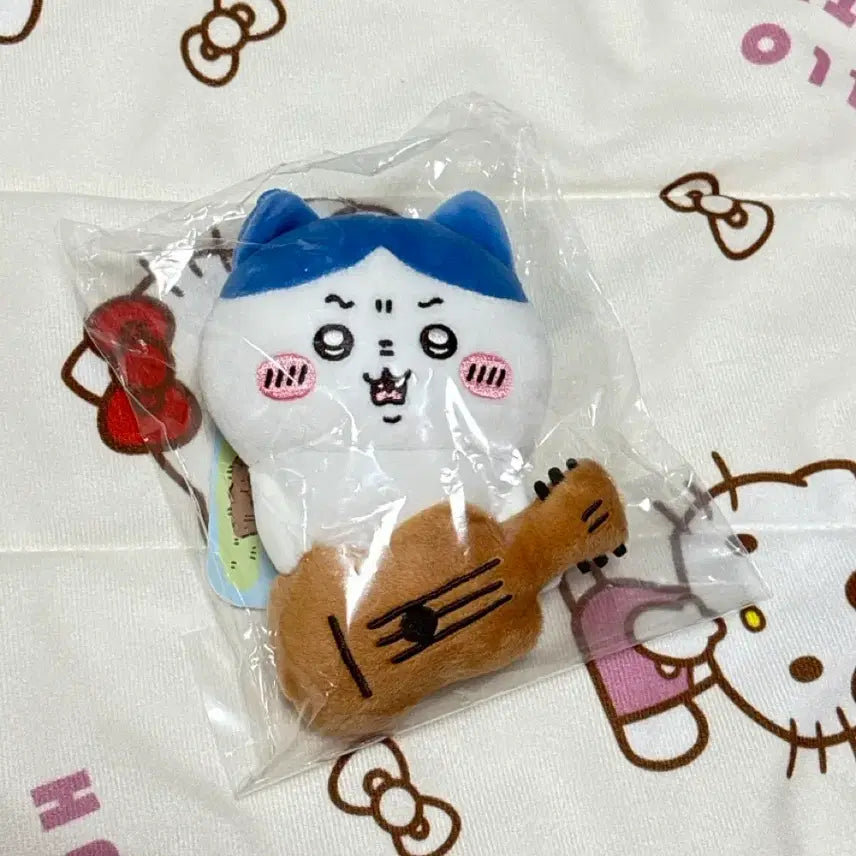 [BUNJANG] Chiikawa Hachiware Mascot Keyring / 치이카와 기타 하치와레 마스코트 인형 키링