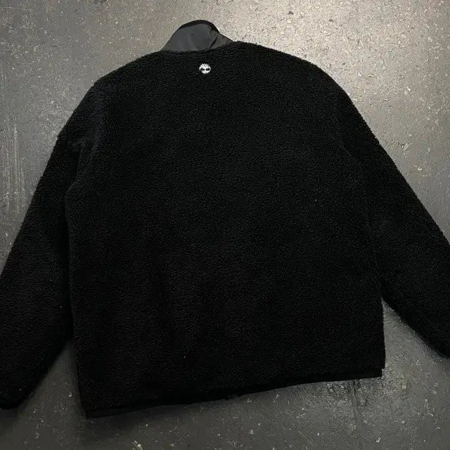 [SOLD OUT] 팀버랜드 블랙 뽀글이 플리스 자켓105