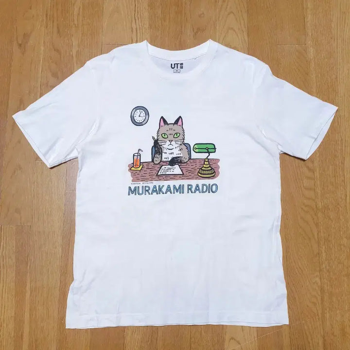 [BUNJANG] Uniqlo Murakami Haruki UT T-Shirt / [M] 유니클로 UT x 무라카미 하루키 티셔츠