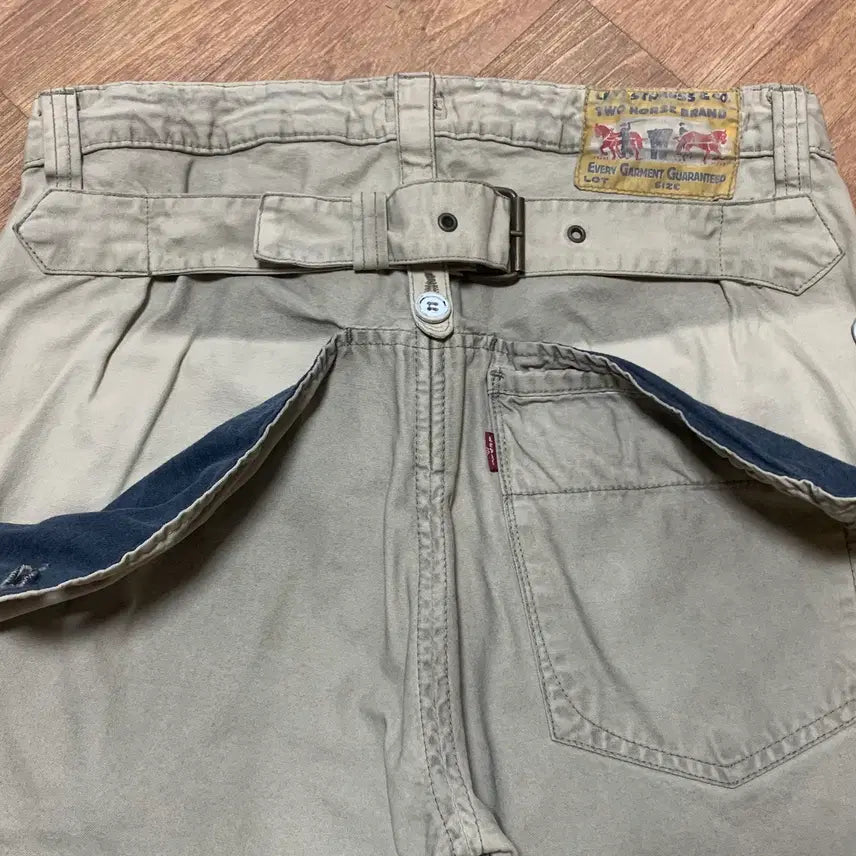 [BUNJANG] LEVIS DNA by LVC 리바이스 00&