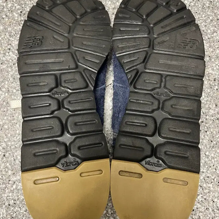 [BUNJANG] 뉴발란스X칼하트 WIP 990v1 메이드 인 USA / 뉴발란스X칼하트 WIP 990v1 메이드 인 USA