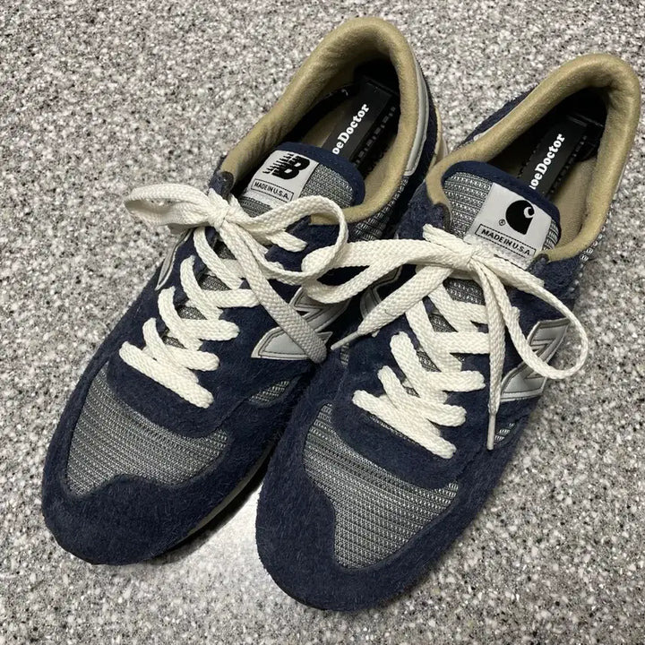 [BUNJANG] 뉴발란스X칼하트 WIP 990v1 메이드 인 USA / 뉴발란스X칼하트 WIP 990v1 메이드 인 USA