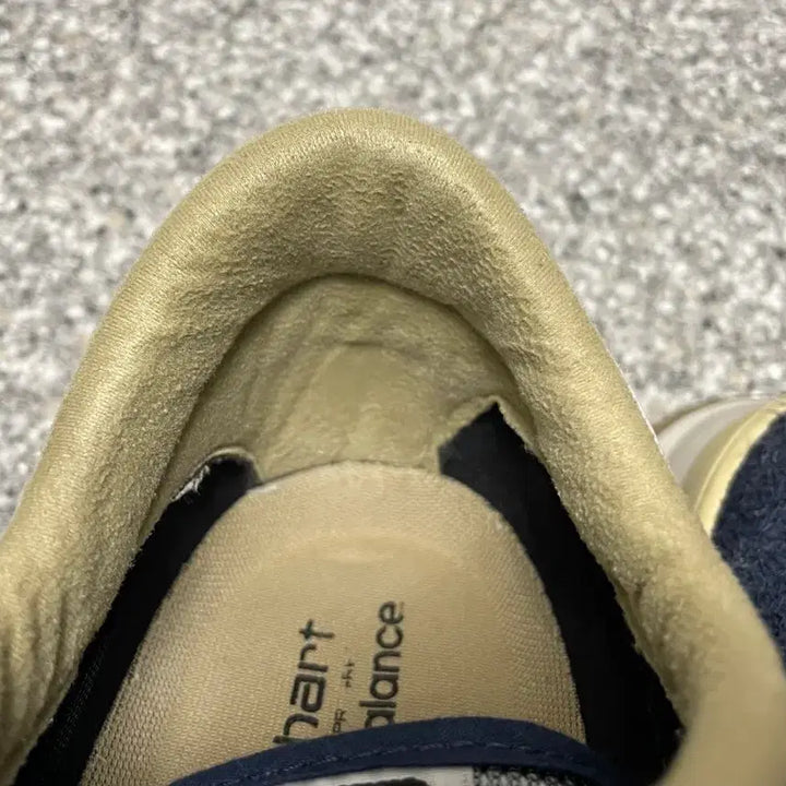 [BUNJANG] 뉴발란스X칼하트 WIP 990v1 메이드 인 USA / 뉴발란스X칼하트 WIP 990v1 메이드 인 USA