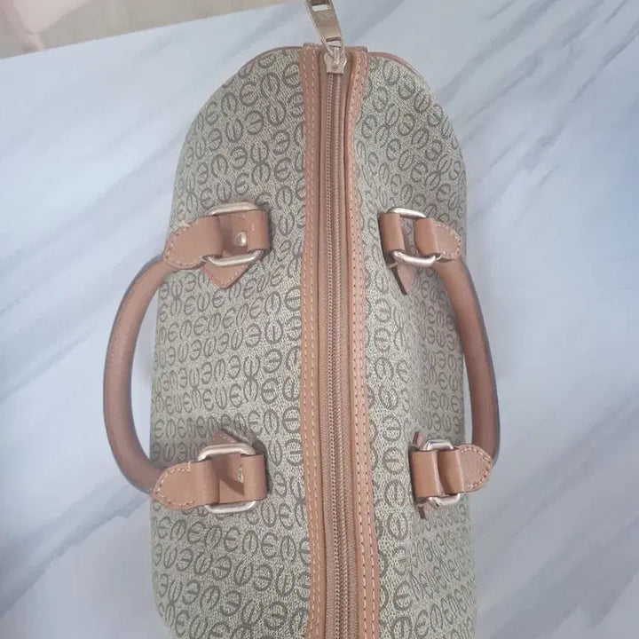 [SOLD OUT] 에스콰이어 패턴 숄더 토트백 가방