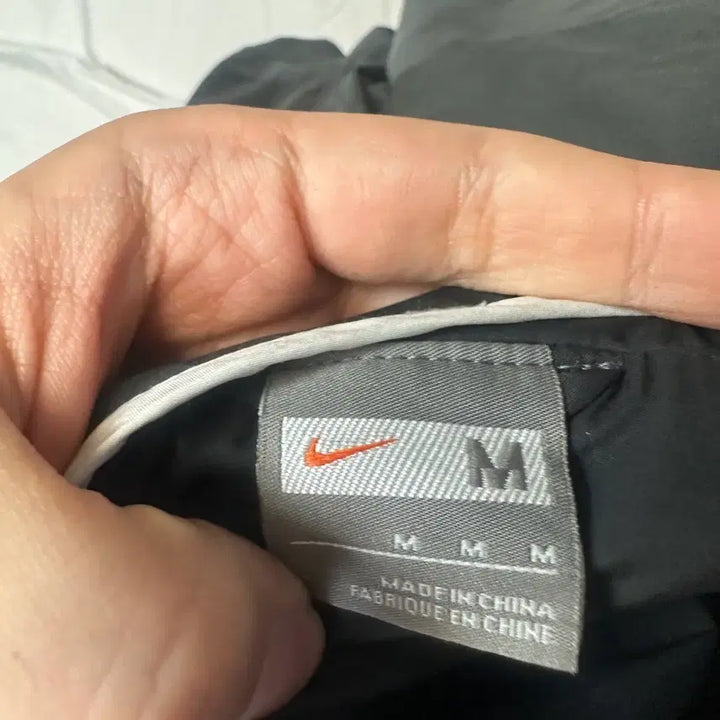 [BUNJANG] Nike 00s Tennis Logo Black Windbreaker M / 나이키 00s 테니스로고 블랙바람막이 M