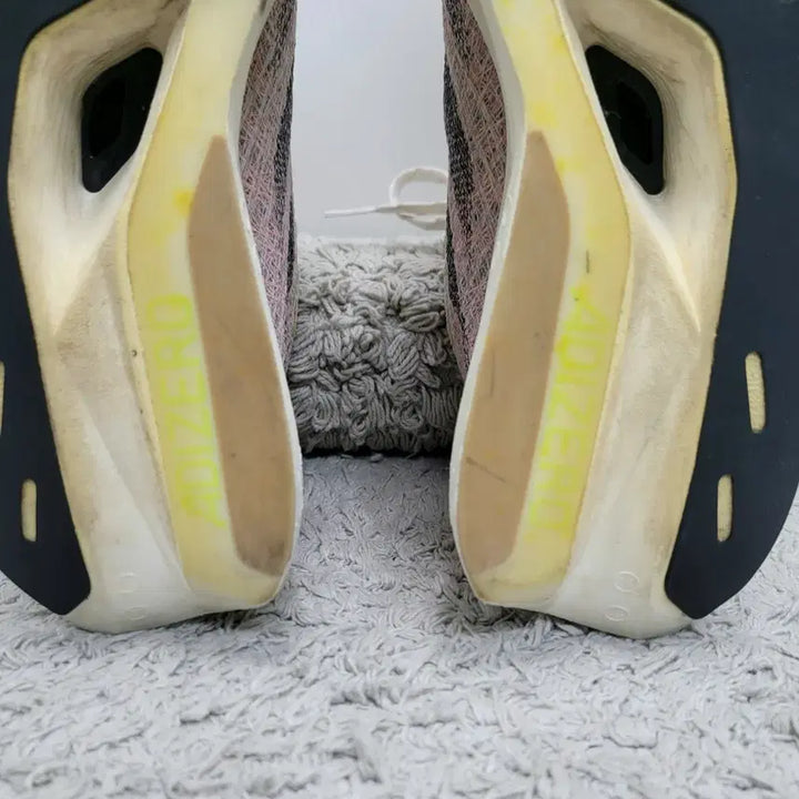 [SOLD OUT] 아디다스 아디제로 프라임 X2 스트렁 러닝화 270