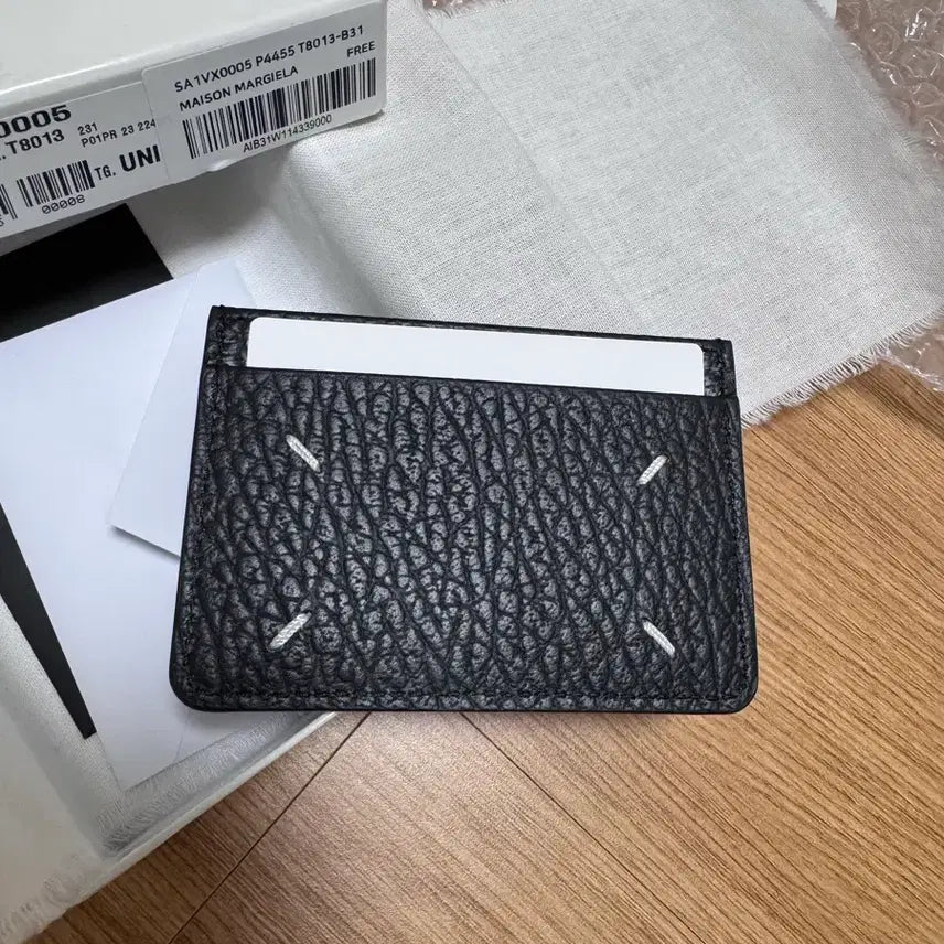 [BUNJANG] 4 Stitch Slim 3-Slot Card Holder - Black / 4 스티치 슬림 3슬롯 카드 홀더 - 블랙