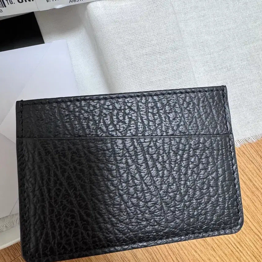 [BUNJANG] 4 Stitch Slim 3-Slot Card Holder - Black / 4 스티치 슬림 3슬롯 카드 홀더 - 블랙