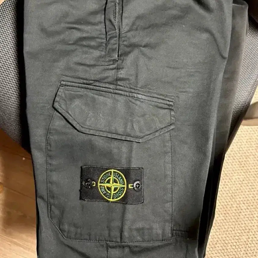 [BUNJANG] 백화점 스톤아일랜드 카고팬츠 30 / 백화점 스톤아일랜드 카고팬츠 30