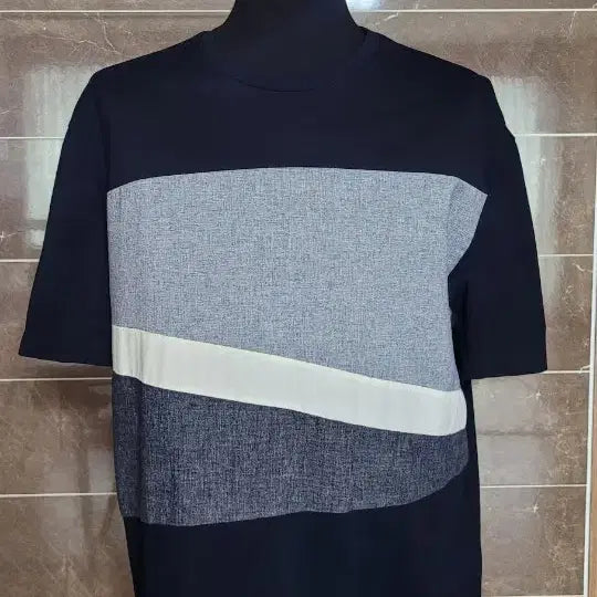 [SOLD OUT] (남성110사이즈)지오지아 네이비 배색 반팔티