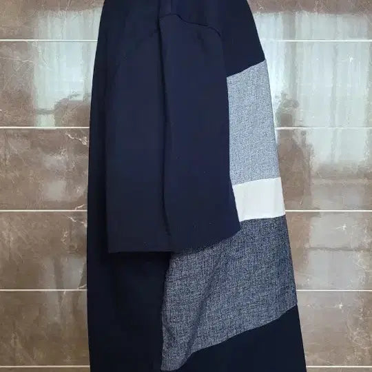 [SOLD OUT] (남성110사이즈)지오지아 네이비 배색 반팔티